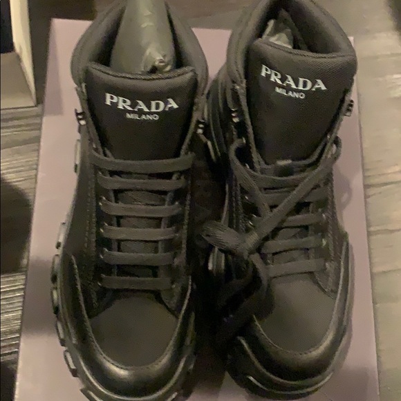Prada chunky hiking boots - Picture 2 of 2